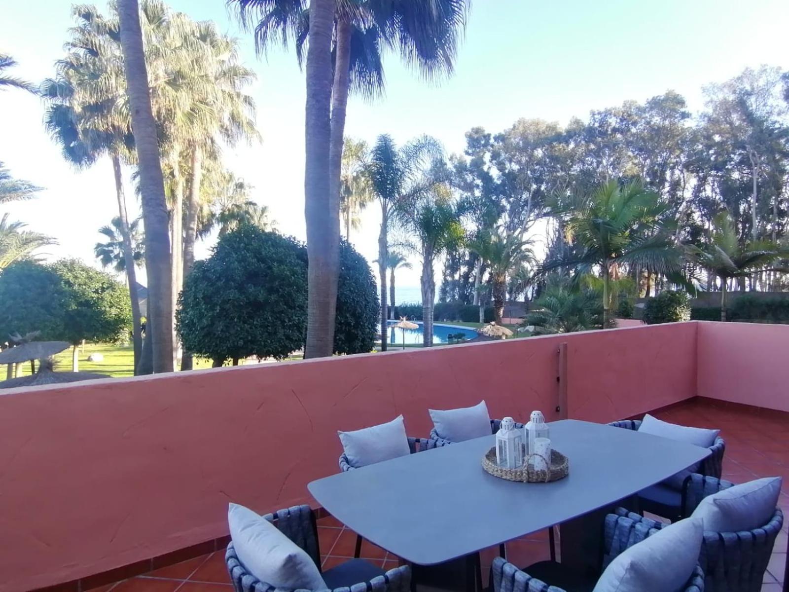 Cn-340 Suites Estepona Zewnętrze zdjęcie