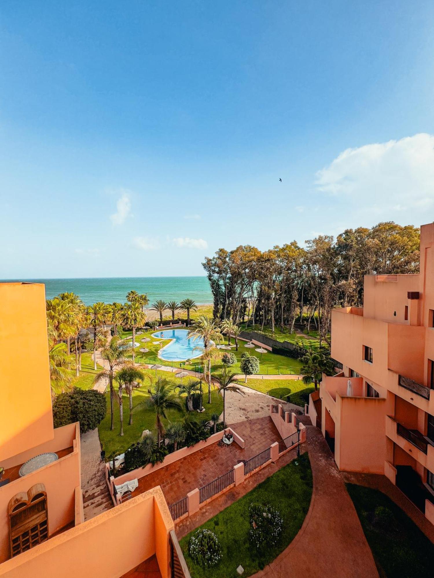 Cn-340 Suites Estepona Zewnętrze zdjęcie