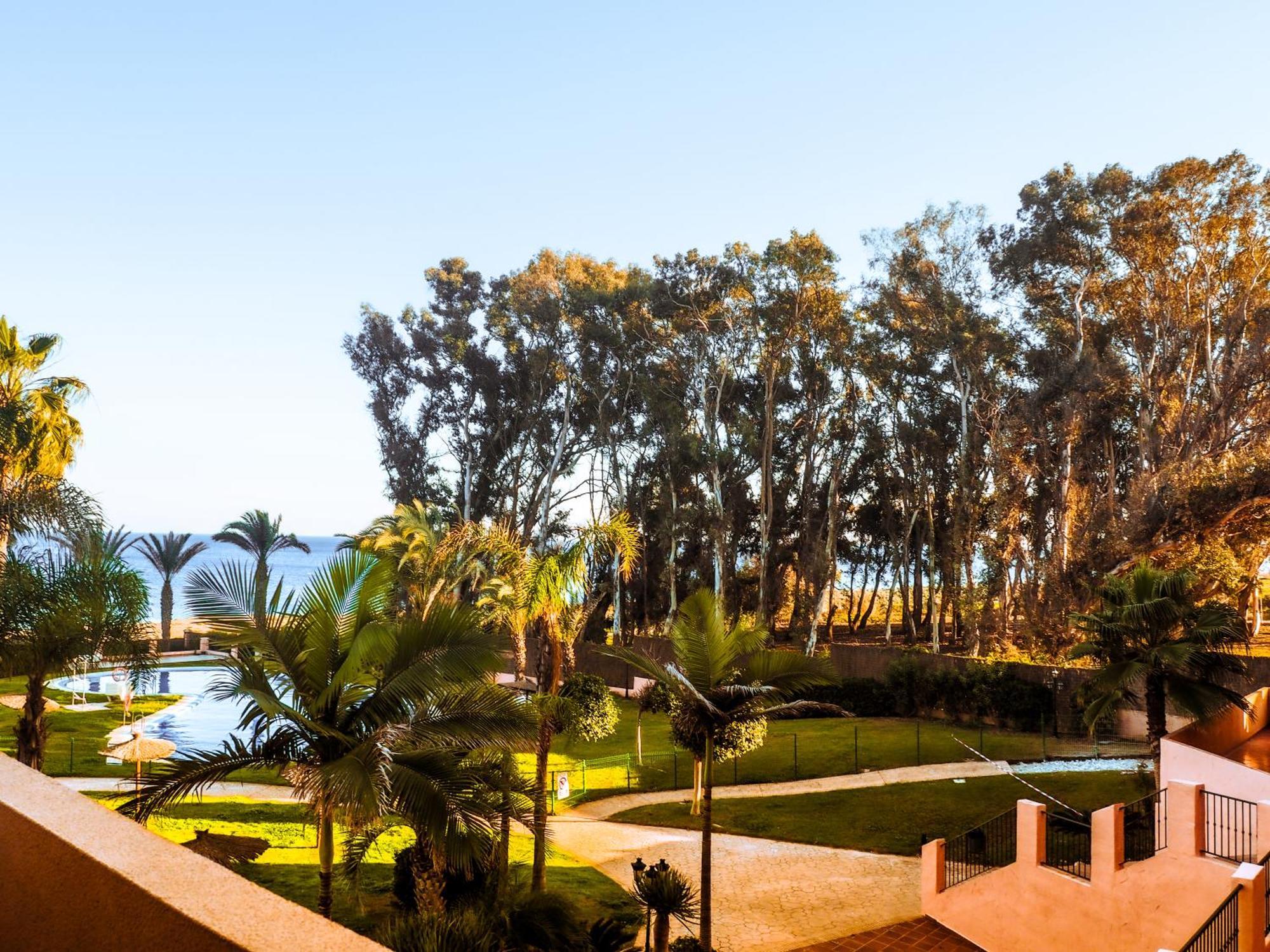 Cn-340 Suites Estepona Zewnętrze zdjęcie