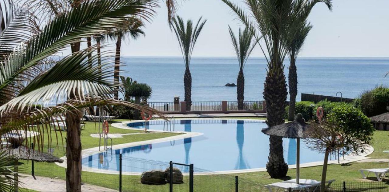 Cn-340 Suites Estepona Zewnętrze zdjęcie